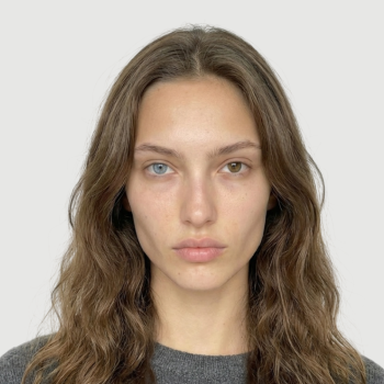 Anna France | Talking Luxury European AI Persona | Ready-to-Use Asset